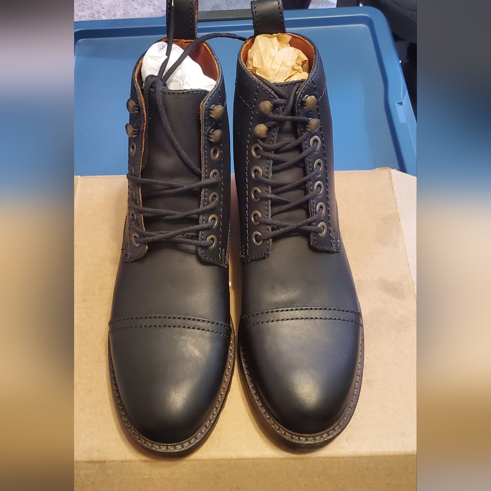 NWT Portland Leather Goods - The Breaker Boot